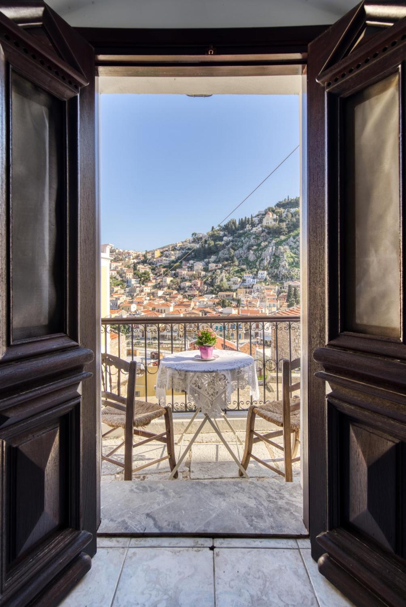 2islands Afaia Symi